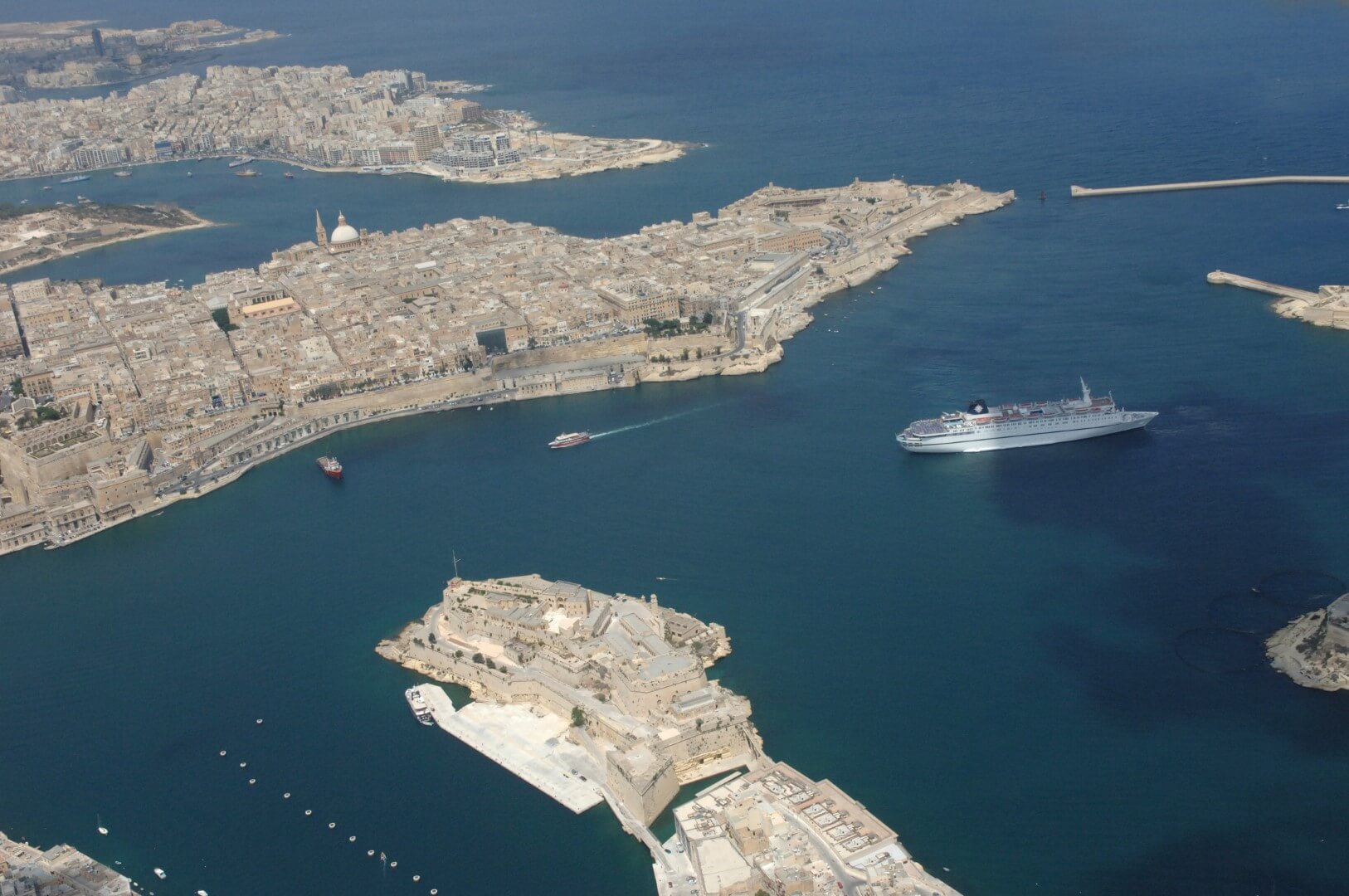 THE GRAND HARBOUR MALTA'S NATURAL HARBOUR Zarb Coaches Ltd